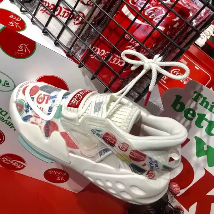 Anta x Coca Cola 