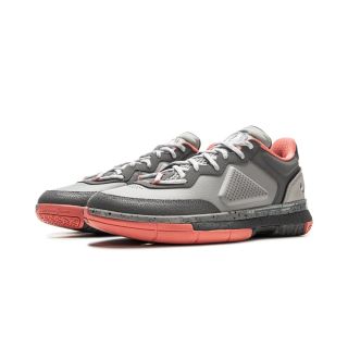 Dwyane Wade's basketball shoes from Li-Ning on sale Dwyane Wade's basketball shoes from Li-Ning on sale