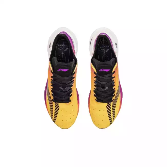 飛翔。 Adidas Mens ZX 5000 'Bright Yellow' Shoes – Extra Butter
