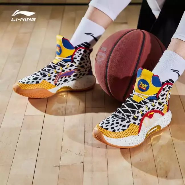 Kyrie irving shoes toy story deals