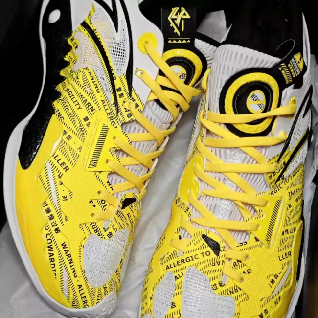 Kyriie Irving × Anita Shock Wave 5 28cm ANTA Shock Wave 5 Pro Kyrie Irving Moon - POIZON