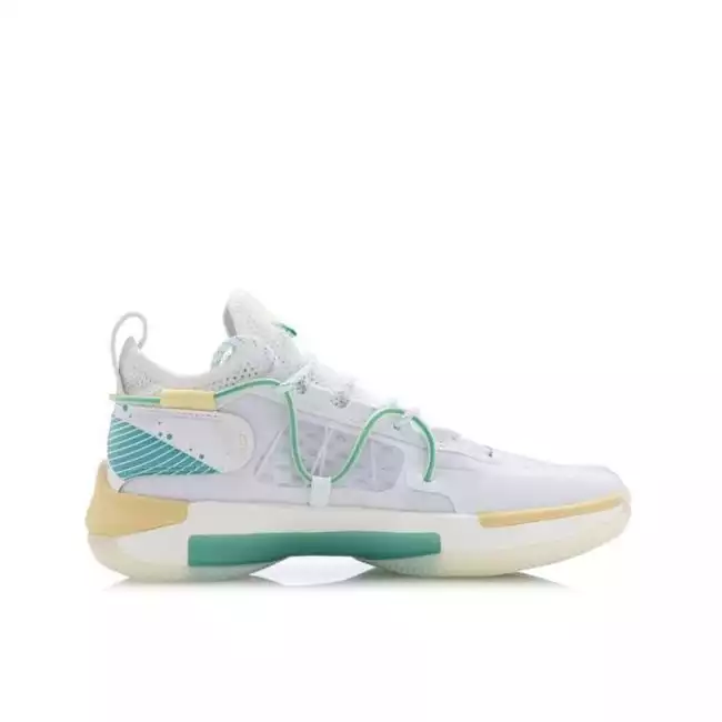 Li-Ning 闪击 6 Speed VI C.J McCollum Premium PE Basketball