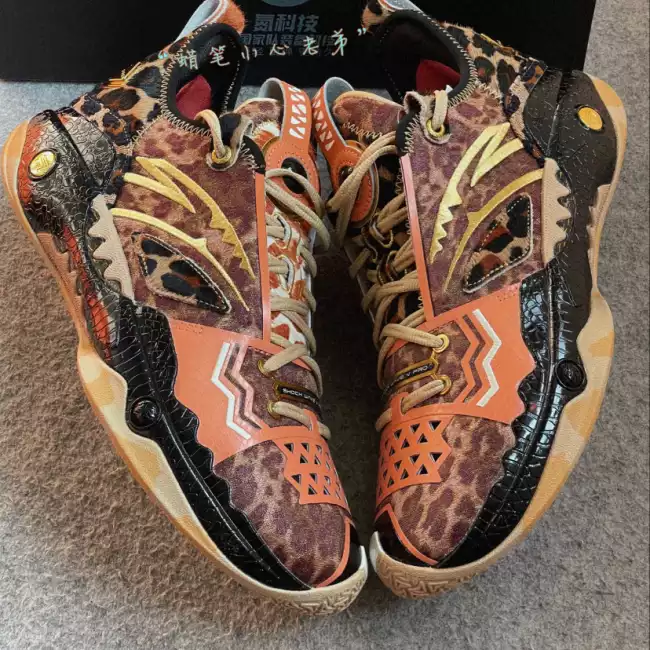 最終値下げ ANTA Shock Wave 5 Pro カイリー・アービング ANTA x Kyrie Irving] Shock Wave Pro 5 Basketball Shoes