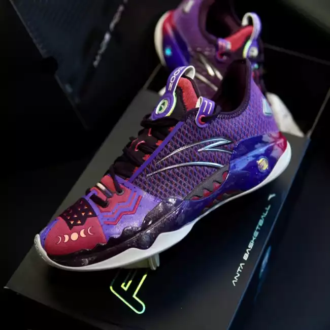 Kyrie Irving x Anta Shock Wave 5 Pro Basketball Shoes - Moon