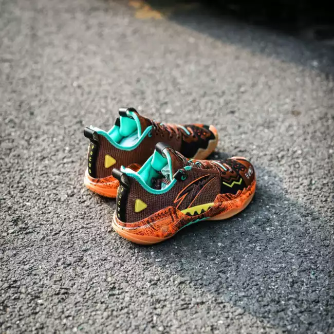 Kyrie 5 f best sale