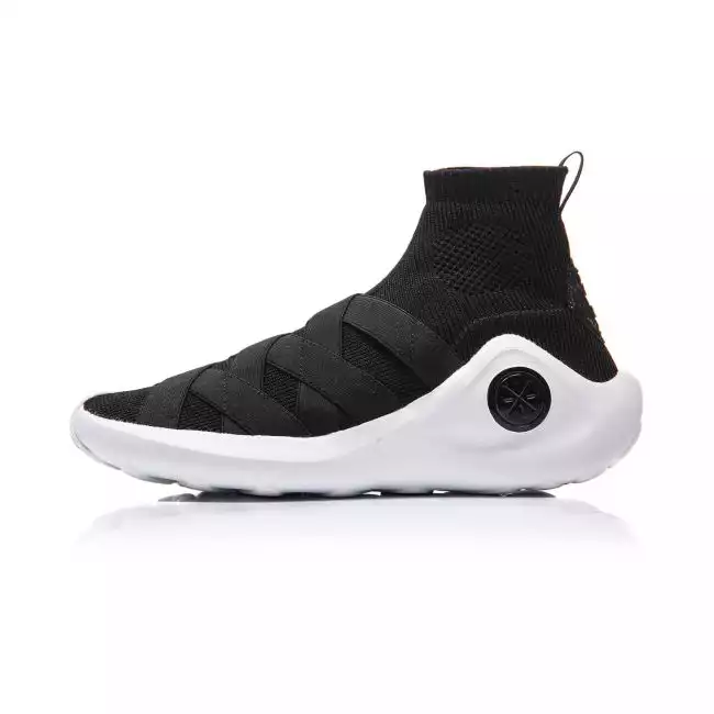 Wade essence shoes top